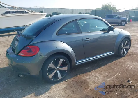 2012 Volkswagen Beetle 2.0T Turbo из США, поврежденный, VIN 3VW467AT2CM642705